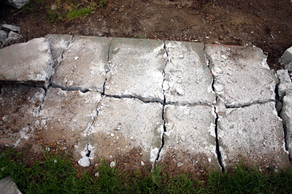 brokensquares_060511