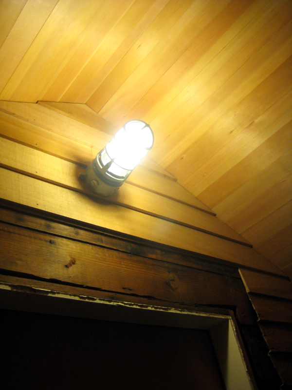 interiorlight_110109
