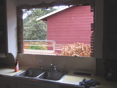 oldwindowhole_090709